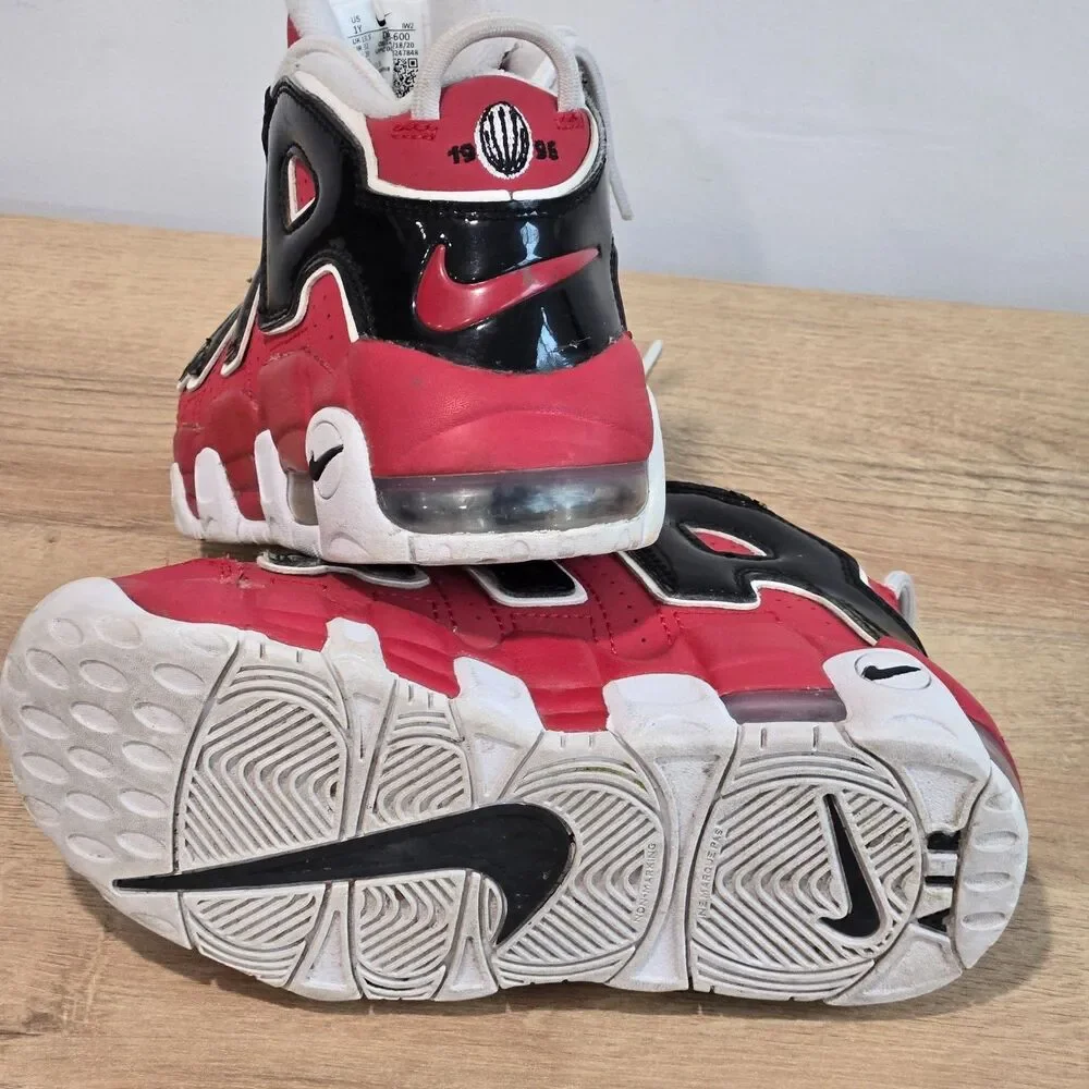 Nike Air More Uptempo Bulls’ Varsity Red DB2874-600 Kids‎ US 1Y / 32 Basketball